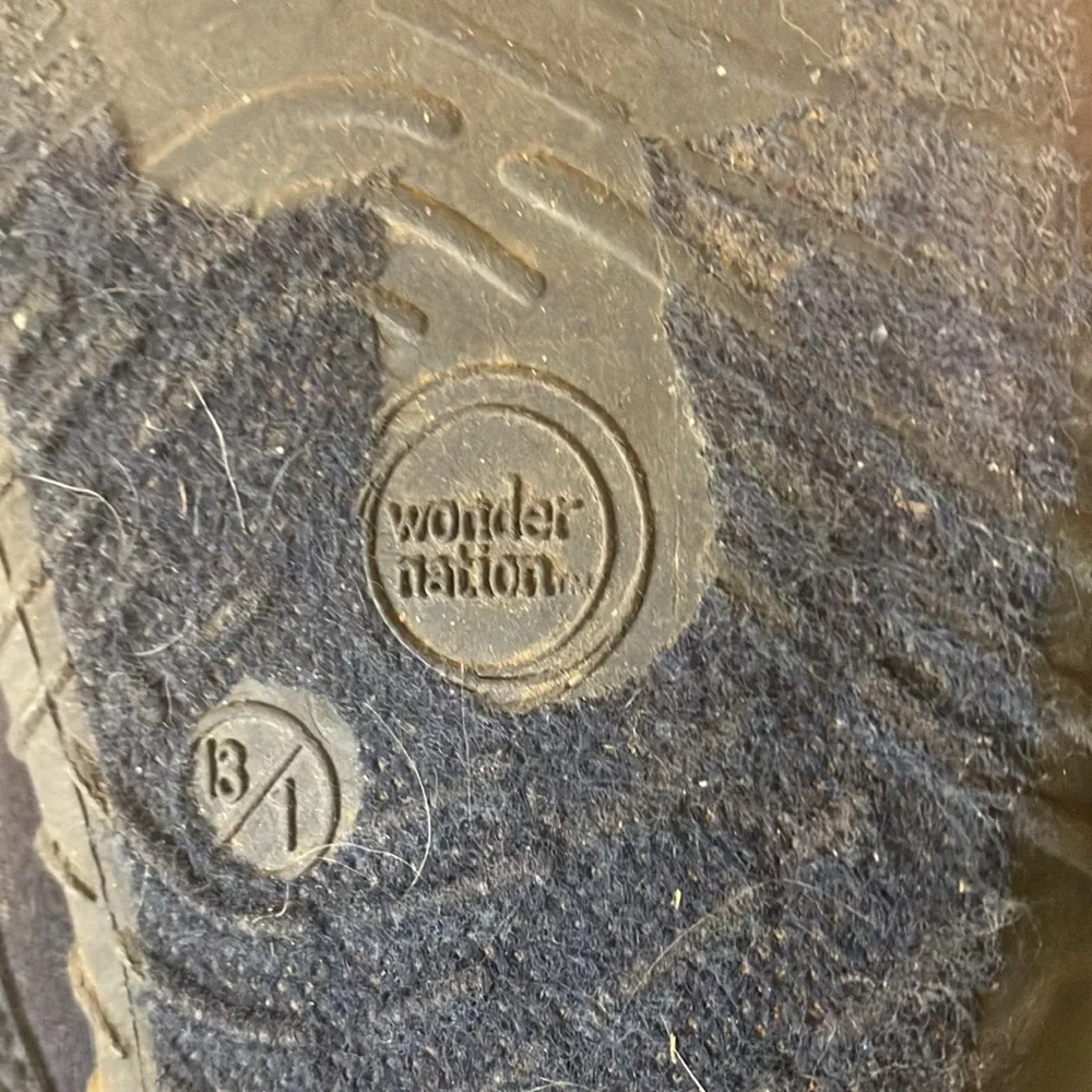 Wonder nation water shoes 13/1